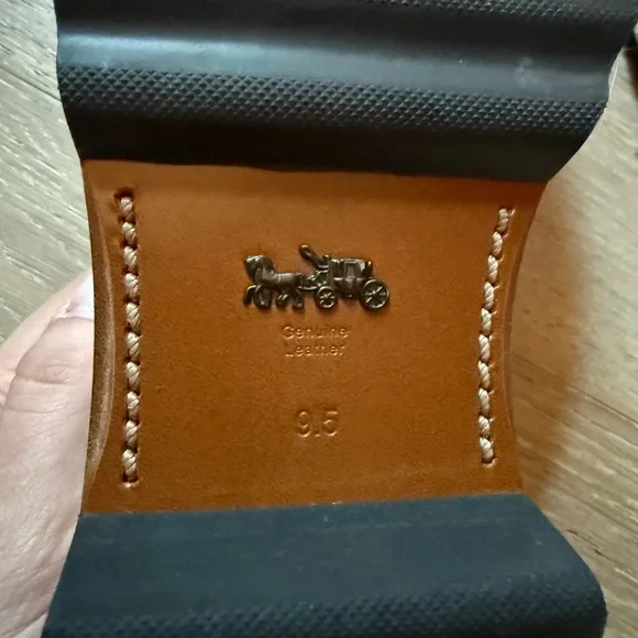 Gucci Cream Studded Men's Loafers - Picture 5 of 7